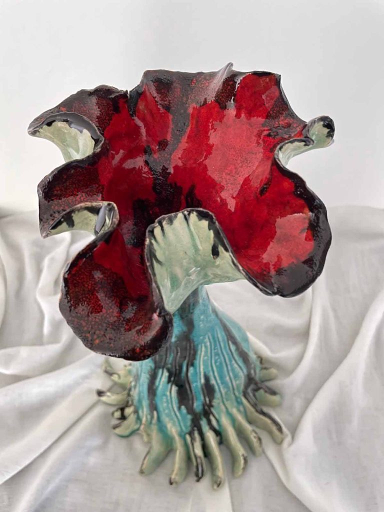 Réalisation de Nathalie Vernerie. Artiste céramiste d'Indre-et-Loire.