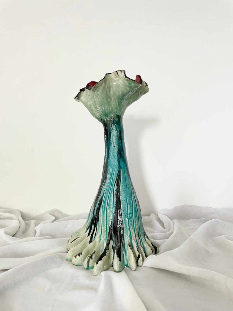Réalisation de Nathalie Vernerie. Artiste céramiste d'Indre-et-Loire.
